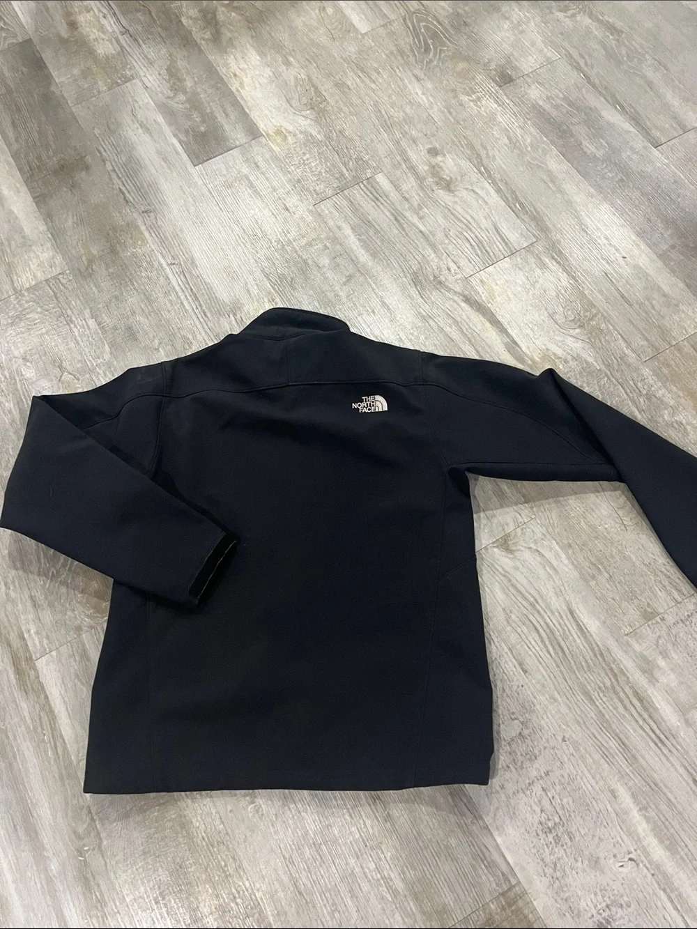 The North Face Men's Black Performance Softshell Jacket medium